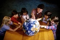 .Opblaasglobe - Wereldbol Aarde - Satellietbeeld, doorsnede 40 cm | Orbis globes