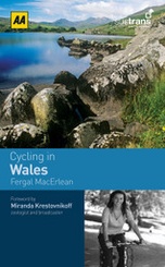 Fietsgids Sustrans Cycling in Wales | AA - Sustrans