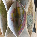 Kadotip Opbergmap gemaakt van oude landkaarten  | Henrietta Harkink