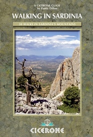 Wandelgids Walking in Sardinia - Sardinië | Cicerone