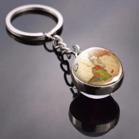 Sleutelhanger wereld bol van glas antiek - vintage