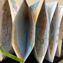 Kadotip Opbergmap gemaakt van oude landkaarten  | Henrietta Harkink