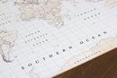 Wereldkaart van kurk Woody Map L Vintage | Uitgeverij 't Nijvere Lezerke
