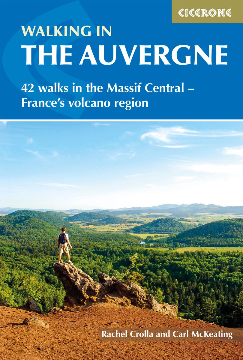 Online bestellen: Wandelgids Walking in the Auvergne | Cicerone