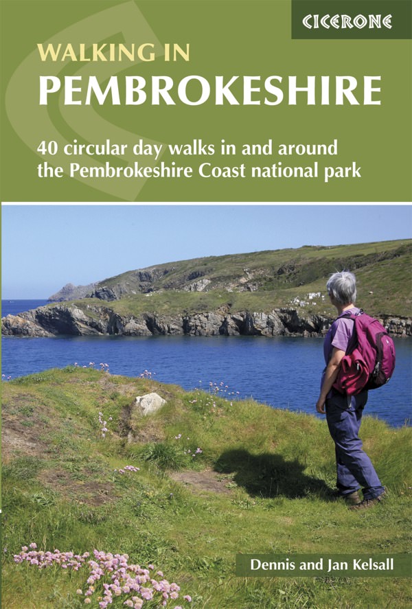 Online bestellen: Wandelgids Walking in Pembrokeshire | Cicerone