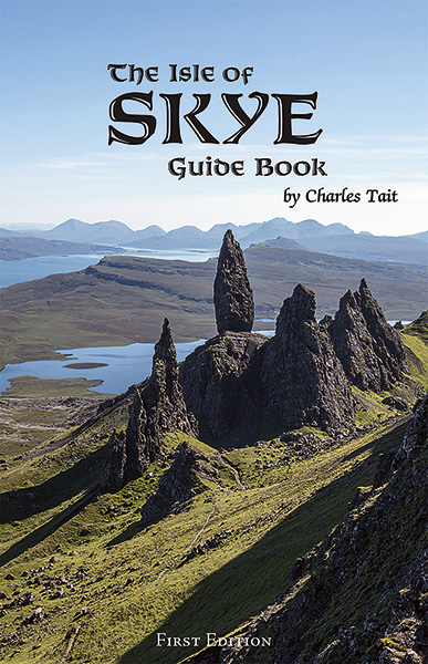 Online bestellen: Reisgids Isle of Skye Guide Book | Charles Tait