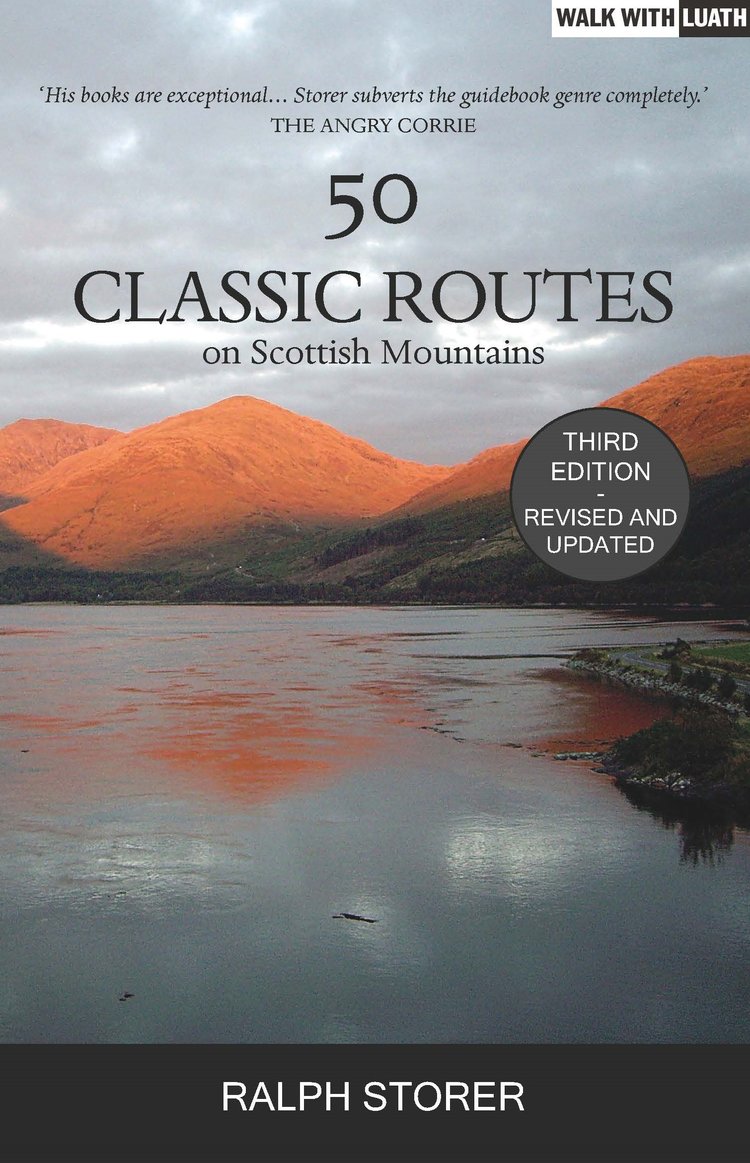 Online bestellen: Wandelgids 50 Classic Routes on Scottish Mountains | Luath Press