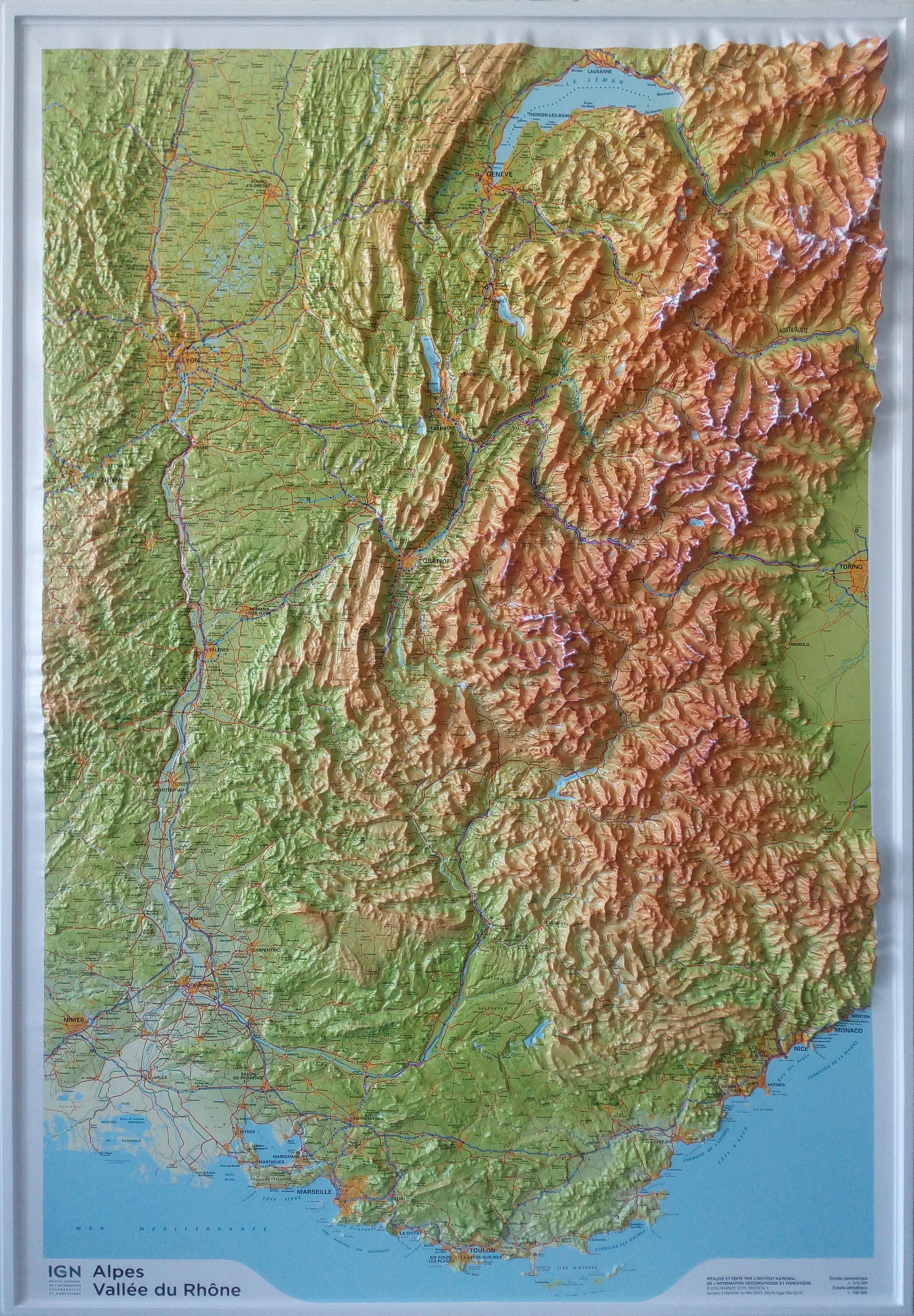 Online bestellen: Reliëfkaart Franse Alpen - Rhône Vallei 114 x 81 cm (9782758552918) | IGN - Institut Géographique National