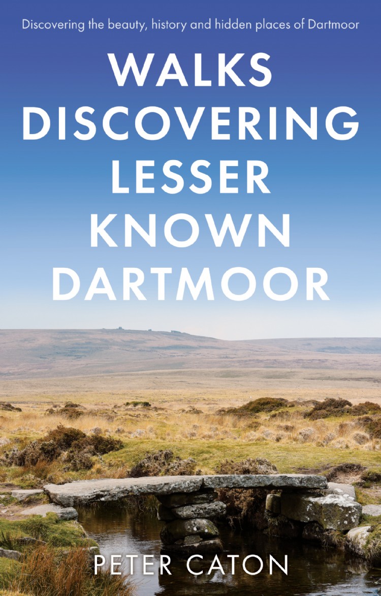 Online bestellen: Wandelgids Walks Discovering Lesser Known Dartmoor | Matador